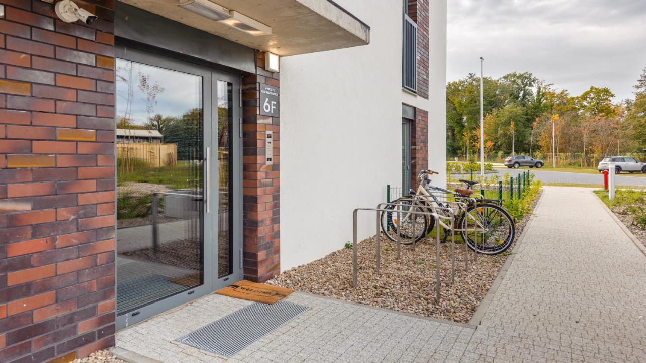 Apartamenty Sun & Snow Polwysep Dziwnów エクステリア 写真